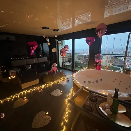 Апартаменты Luksusowy Z Nieziemskim Widokiem *