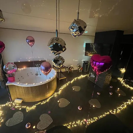 Апартаменты Luksusowy Z Nieziemskim Widokiem *