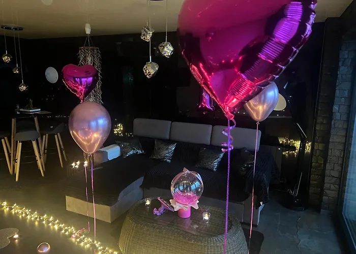 Luksusowy Z Nieziemskim Widokiem